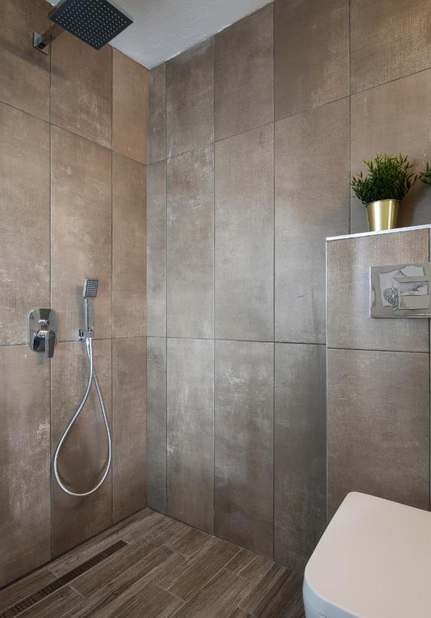 Olenia Luxury Apartments 1 Néosz Marmarász Kültér fotó